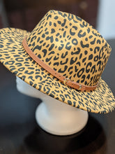 Load image into Gallery viewer, Fedora Animal Print
